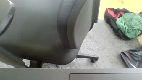 emilmirror online show from March 12, 11:42 am