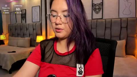 Emily online show from February 23, 7:11 am