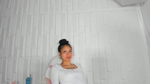 EMILY online show from March 20, 8:58 pm