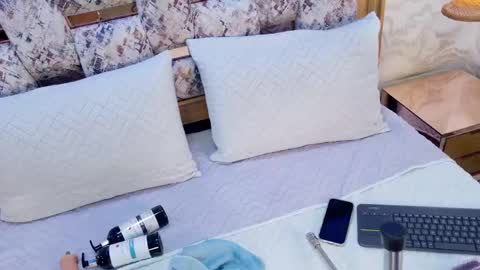 emily_dempsey online show from May 31, 6:09 pm