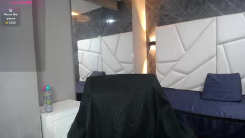 Emily  online show from July 11, 11:46 am