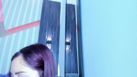 Emily online show from March 4, 9:28 am