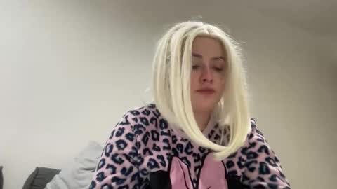 emily_morning_dew online show from January 10, 8:14 pm