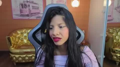 emily_smith_t online show from July 13, 12:42 pm