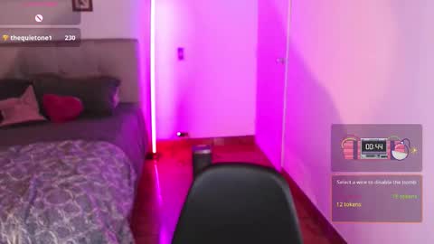 Emily  Swan online show from October 16, 2:11 am