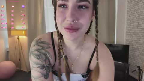 emilyblazee online show from March 30, 2:06 pm