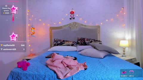 Emily online show from December 29, 5:33 pm