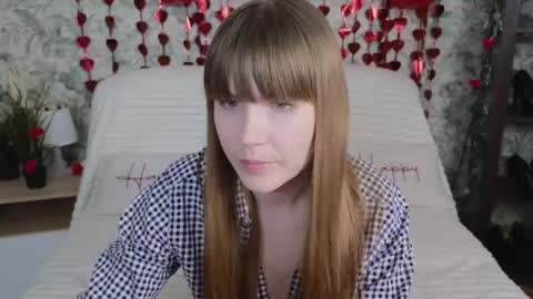 Emily online show from February 18, 2:06 pm