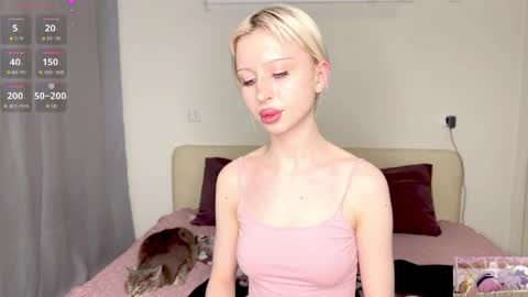 Emily online show from April 4, 6:15 pm