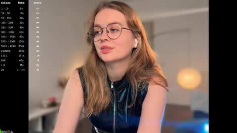 Emily  online show from January 12, 1:51 pm