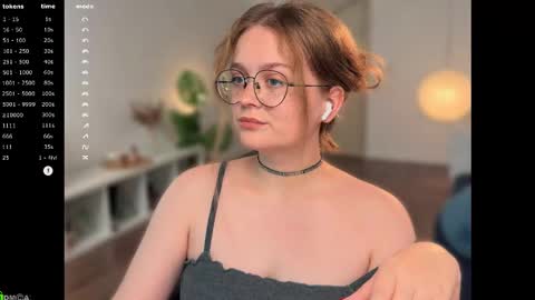 Emily  online show from November 7, 12:40 pm