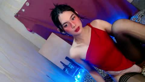 ariane online show from January 3, 11:44 pm