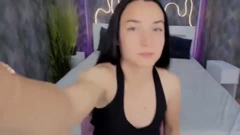 emilygreyy__ online show from July 17, 5:26 pm