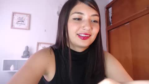 Snapshot of emilyjangcandy_ chatting on February 18, 4:25 pm Emily Jang online show from February 18, 4:25 pm