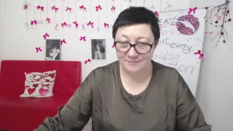 Emily online show from March 4, 7:00 pm