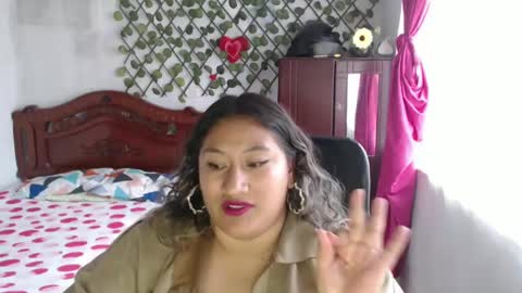 Snapshot of emilylove14 chatting on December 26, 9:26 pm Emily Cortez online show from December 26, 9:26 pm