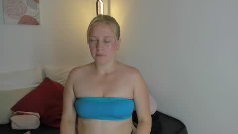 Summer 3 online show from February 9, 10:34 pm