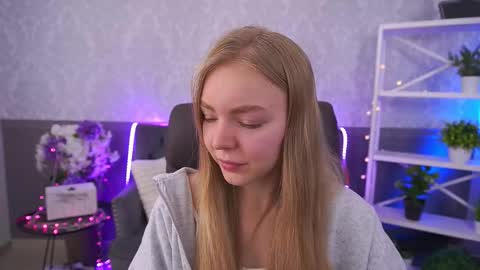  MY NAME IS Emily WELCOME EVERYONE I WILL BE HAPPY TO GIVE YOU WHAT YOU HAVE DREAMED OF FOR SO LONG online show from November 19, 8:02 am