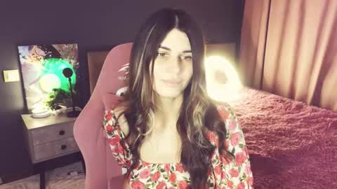 Snapshot of emilytucker chatting on September 14, 2:25 am Emily online show from September 14, 2:25 am