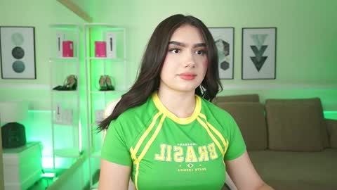 Emily Turner  online show from May 9, 7:20 pm