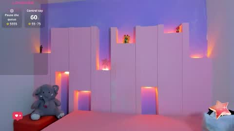 emilywilliis online show from February 10, 12:08 pm