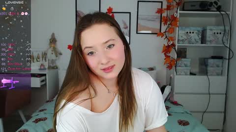 Snapshot of emilyxgrasez chatting on December 24, 6:33 am Emily online show from December 24, 6:33 am
