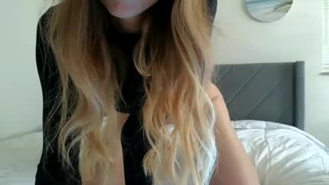 emilly online show from September 28, 9:24 pm