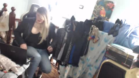 emma online show from March 3, 6:26 am