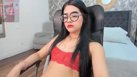 emma  online show from September 19, 12:31 pm