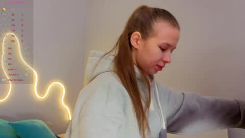 Emma online show from May 24, 4:31 am