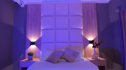 E M M A online show from October 24, 3:07 am