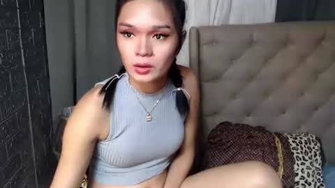 emma_glow69 online show from December 4, 4:50 pm