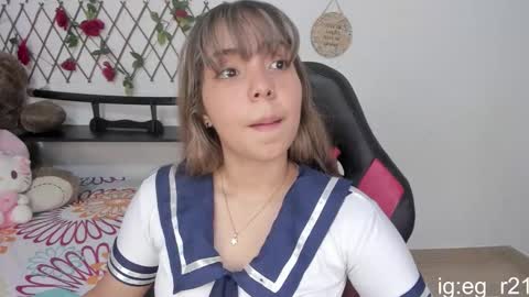 Snapshot of emma_grayys chatting on October 18, 3:44 am emma_grayys online show from October 18, 3:44 am