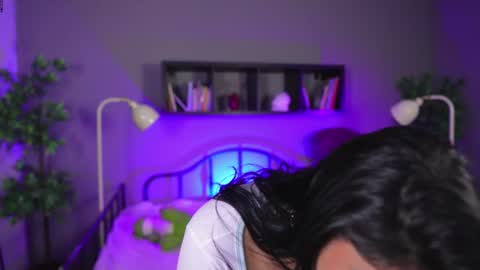 Emma online show from June 20, 10:27 pm