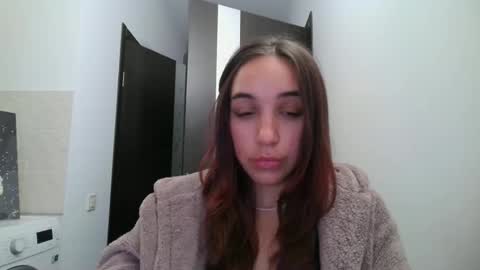 emma_lly online show from September 29, 7:02 pm
