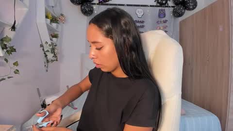 Emma online show from October 30, 8:53 pm