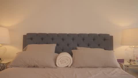 Snapshot of emma_lu1 chatting on February 23, 3:18 pm emma_lu1 online show from February 23, 3:18 pm