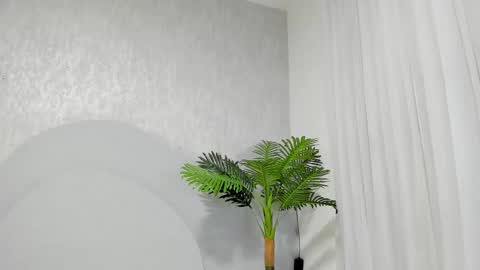 Emma Morgann online show from March 3, 11:28 am