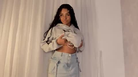 Emma Morgann online show from February 10, 11:15 am