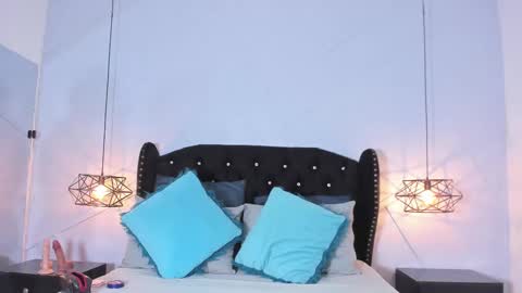 Emma online show from February 10, 11:46 am