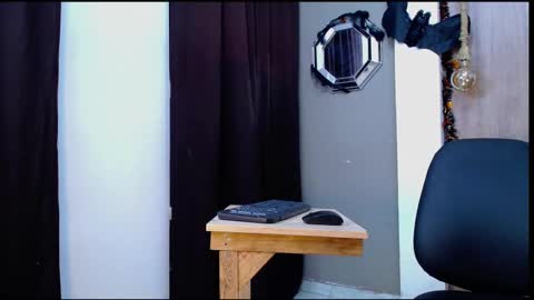 EMMA online show from October 22, 11:28 pm