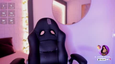 emma_woods__ online show from December 29, 12:12 pm