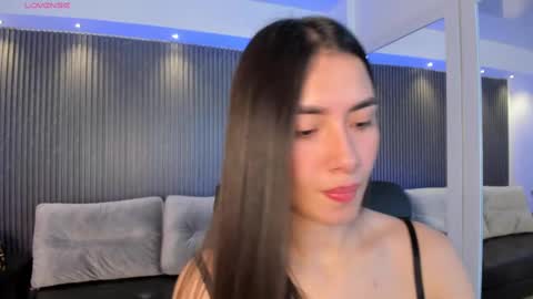 Snapshot of emmaa_robertts chatting on September 20, 12:19 pm Emma  Everyday From 0530 to 1430 Col Time online show from September 20, 12:19 pm