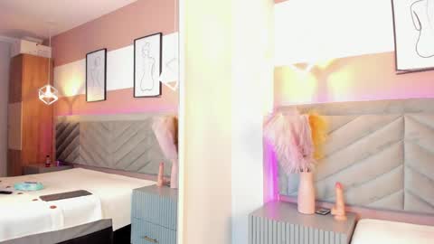 emmaa_smith1 online show from April 2, 3:14 am