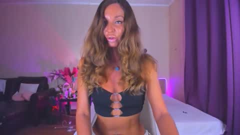 Emma online show from January 18, 3:43 pm