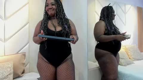 EmmaBrantt  online show from October 31, 4:35 am