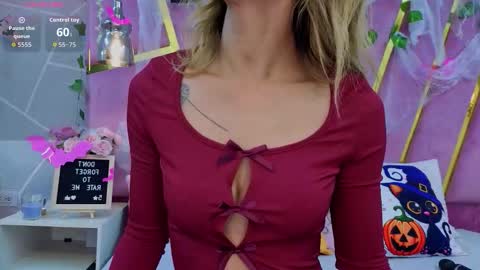 emma cortez online show from November 1, 12:15 pm