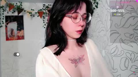 Emma online show from March 26, 6:30 am