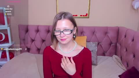 Emma 3 online show from April 9, 6:19 am