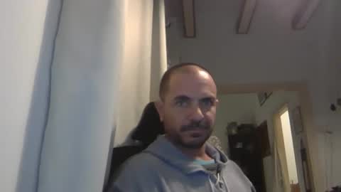 Ariel online show from January 6, 4:34 pm